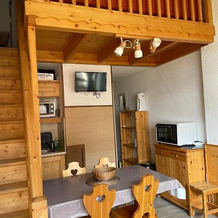 Appartement Pour 6 Personnes Au Pied Des Pistes Au Calme Aux Menuires Les Asters Сен-Мартен-дьо-Белвил Екстериор снимка